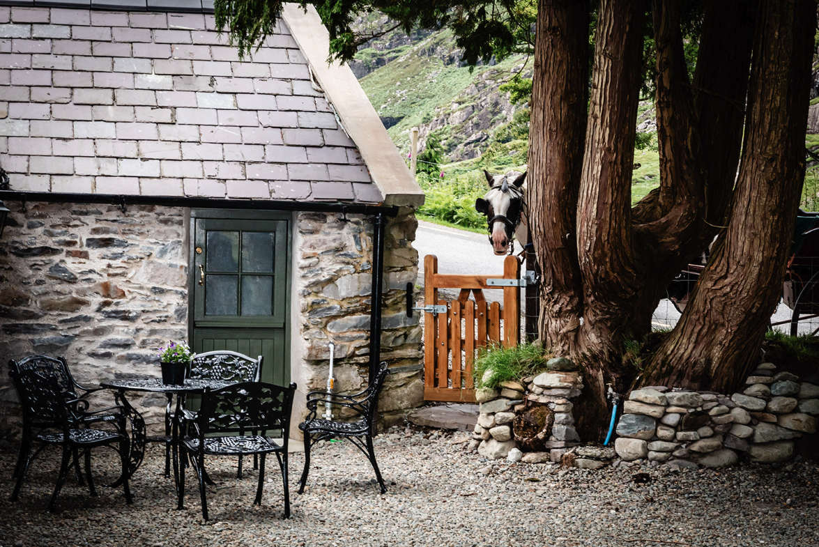 Gap of Dunloe Shepherd's Cottage
